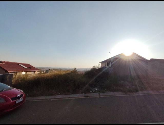 LAND FOR SALE IN LENASIA SOUTH